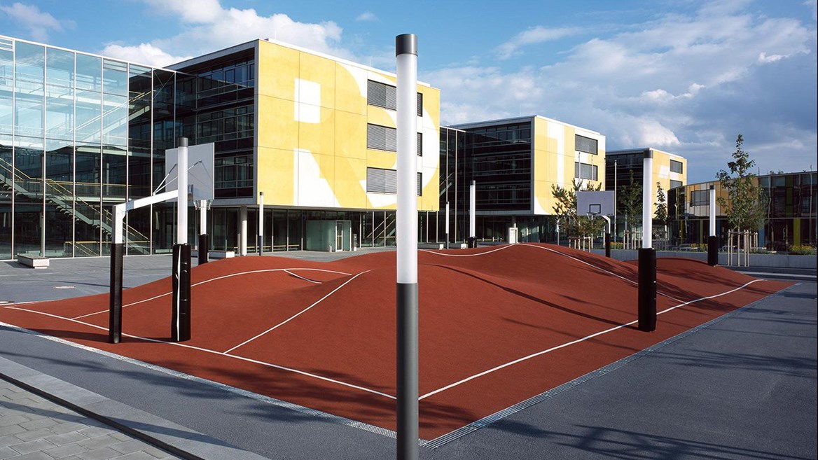 En Munich hay una cancha de baloncesto 3D