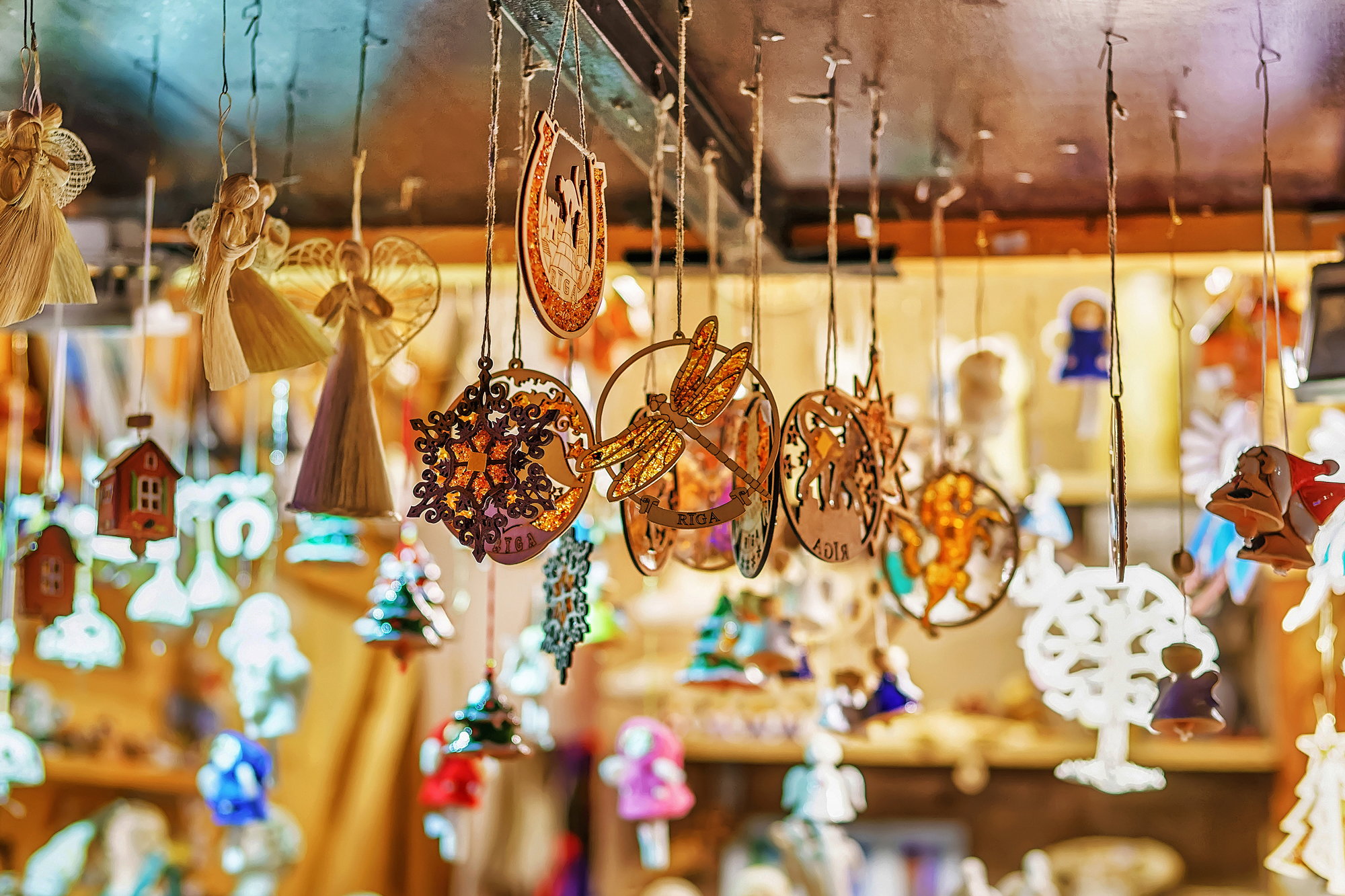 The largest fair promoting regional crafts in the Plaza de España