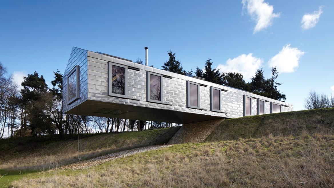 Balancing Barn, casa colgante de diseño en Suffolk, UK