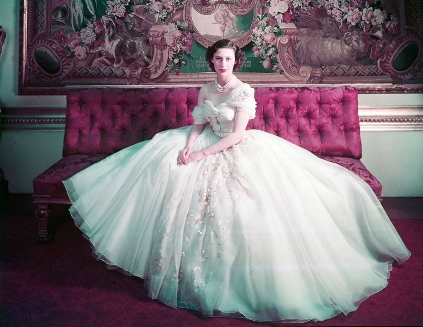 Una de las piezas más conocidas de la colección es el vestido que usó la princesa Margarita en la celebración de su 21 cumpleaños