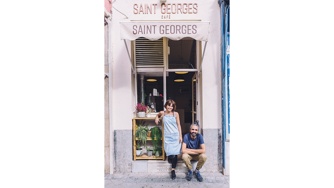 Saint Georges Café, a small take-away style cafe in Chamberí