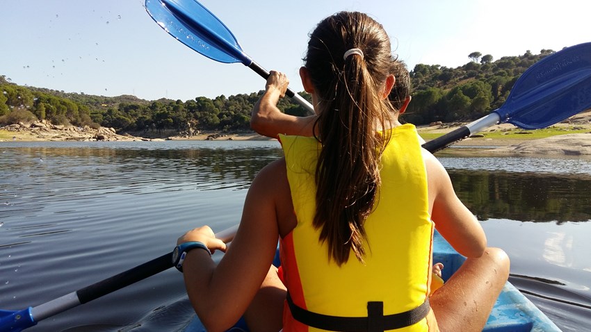 El Pantano de San Juan, perfecto para un chapuzón en familia y realizar cualquier tipo de actividad acuática este verano