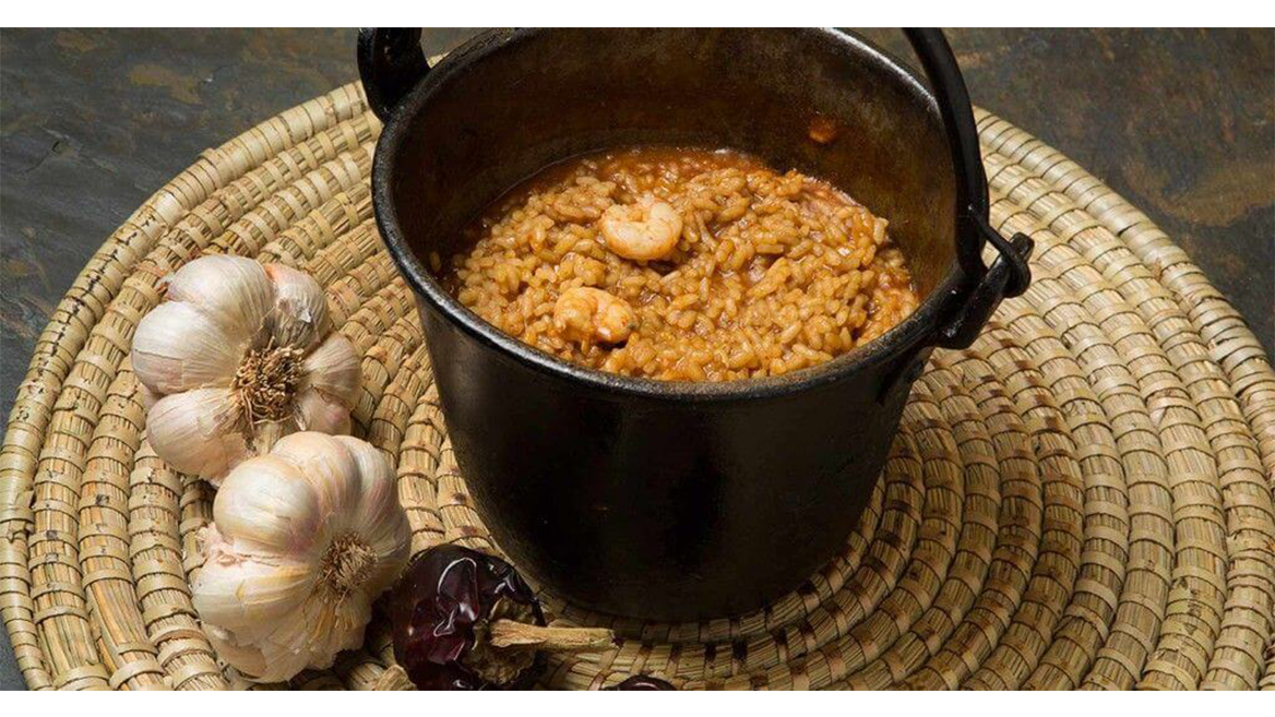 El Caldero, a Murcia restaurant in Madrid, offers a wide range of rice dishes and has just introduced the take-away option