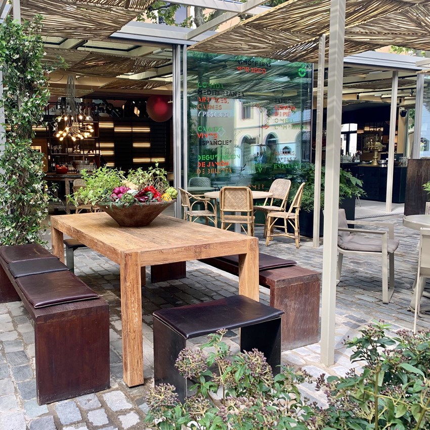La Roca Village is one of Barcelona’s best outlets, with haute couture brands, more affordable companies and sport shops.