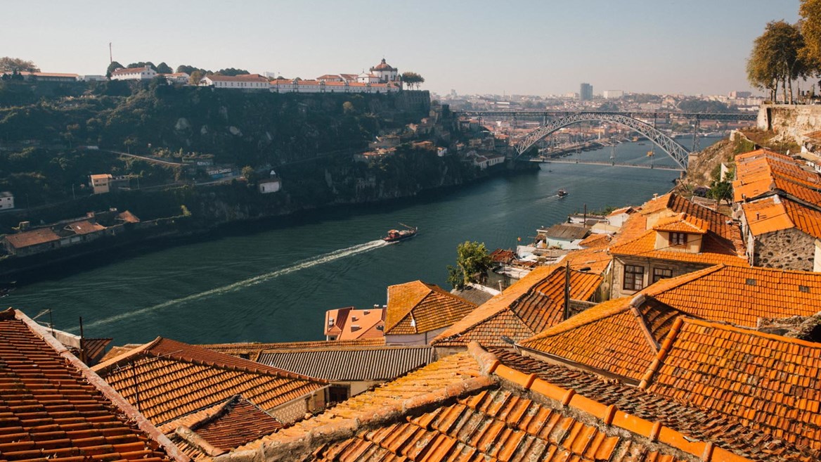 La fotógrafa de viajes Mónica R. Goya recomienda Oporto como un destino imprescindible para 2020
