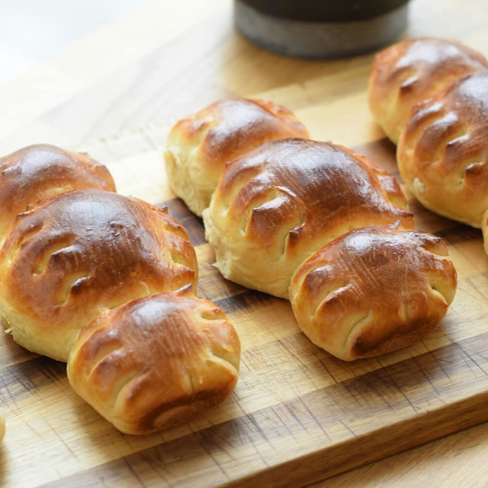 "Jesus bread" or "cougnou", the Christmas dessert par excellence in Brussels.