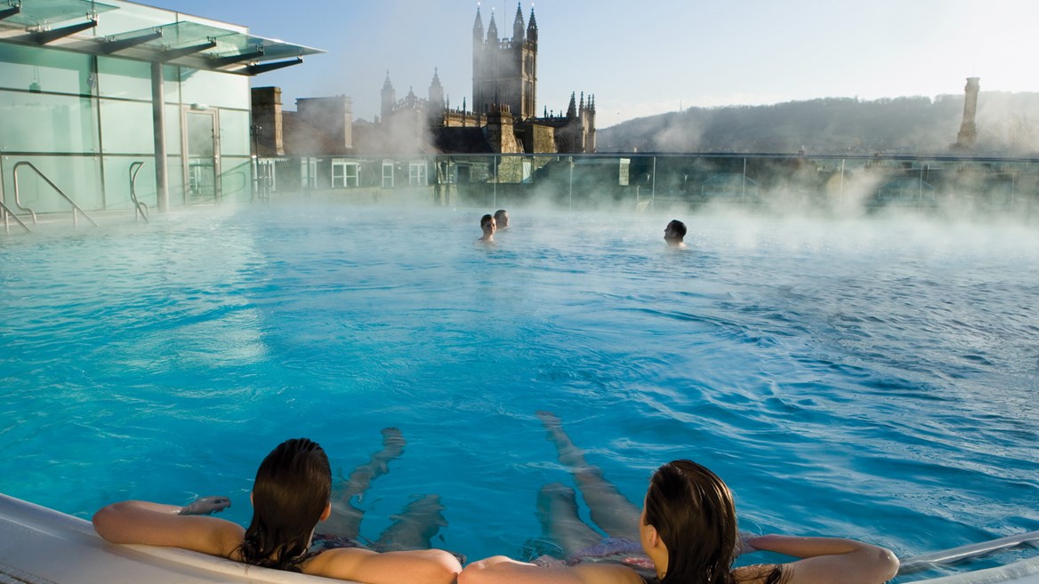 Escape to Bath this Holy Week and enjoy the Thermae Bath Spa