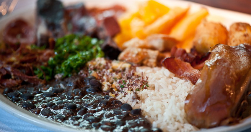 On winter Saturdays do not miss the feijoada of Rubaiyat, the best Brazilian restaurant in Madrid.