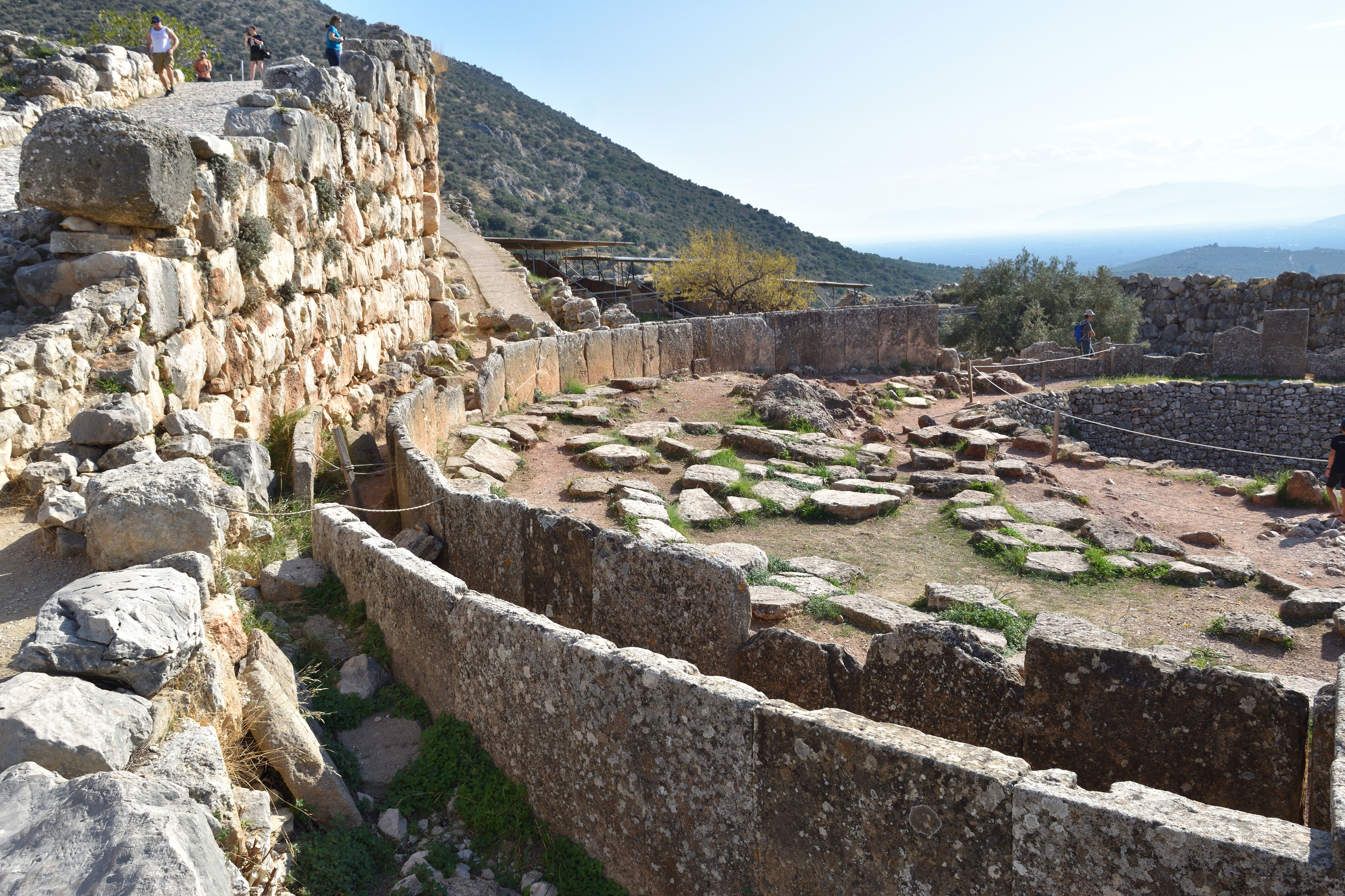 Para conocer la Grecia clásica es imprescindible visitar la Acrópolis de Micenas, a menos de dos horas de Atenas.