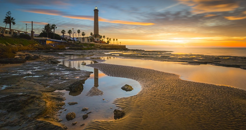 The Chipiona lighthouse is one of the largest and most beautiful in Spain