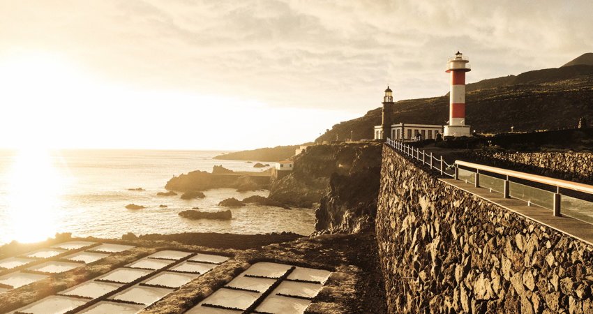 The Fomentor lighthouse in Mallorca is one of the most spectacular in Spain