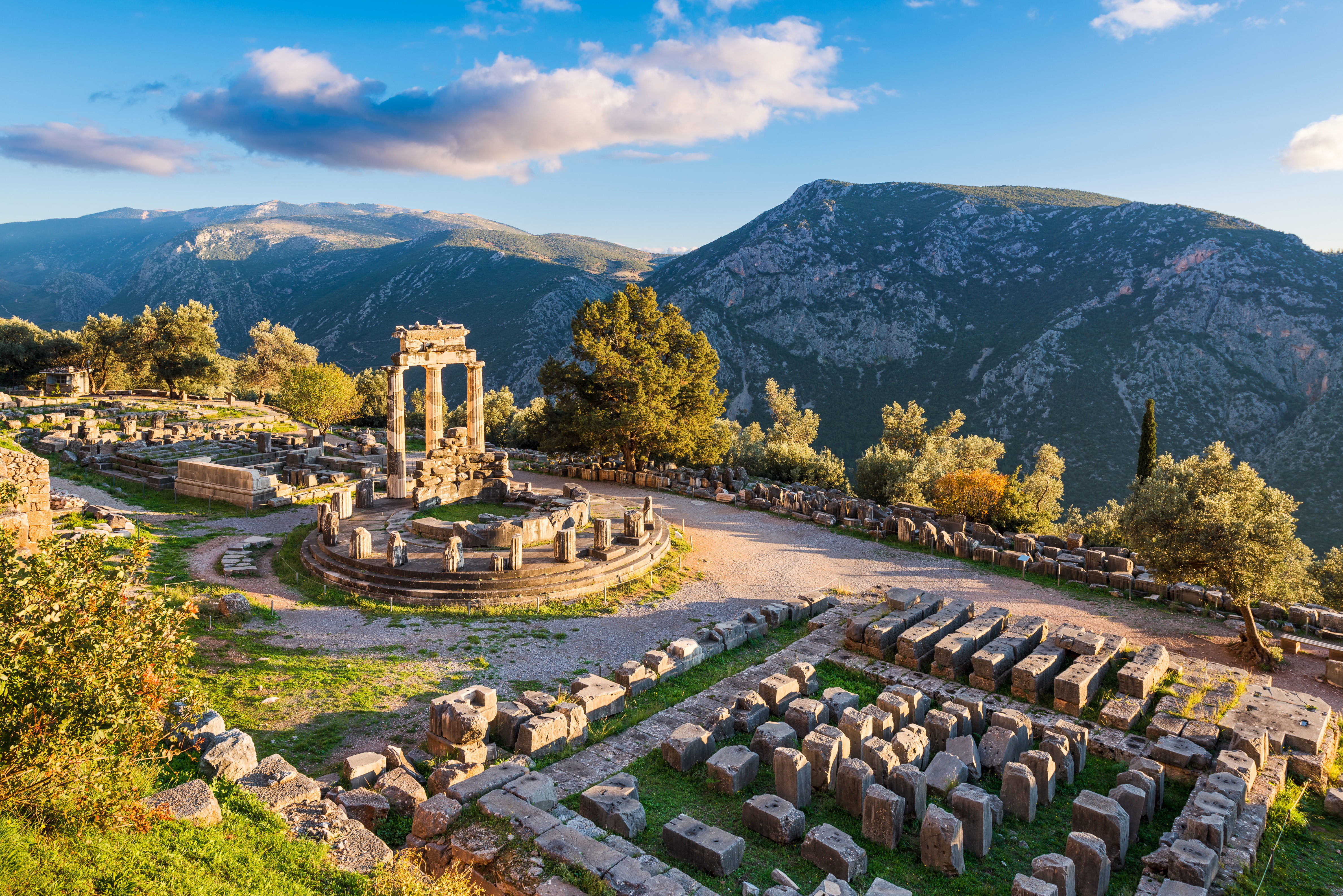 The ancient city of Delphi is located on a spectacular cliff and is an unmissable element in the story of Ancient Greece.