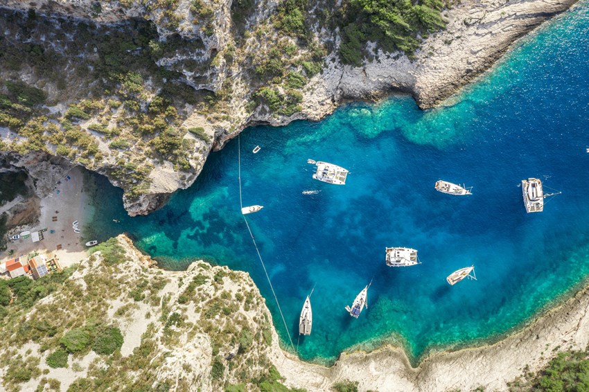 La isla de Vis, en Croacia, es una de las mejores excursiones que puedes hacer desde Split.