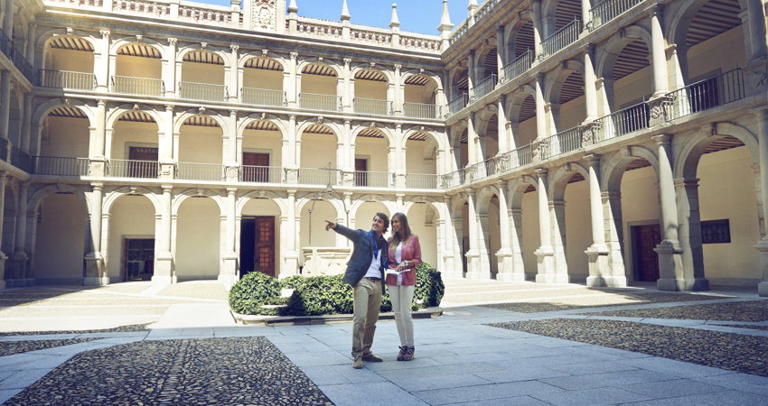Descubre Alcalá de Henares, ciudad Patrimonio de la Humanidad, aprovechando el Stopover Hola Madrid de Iberia.