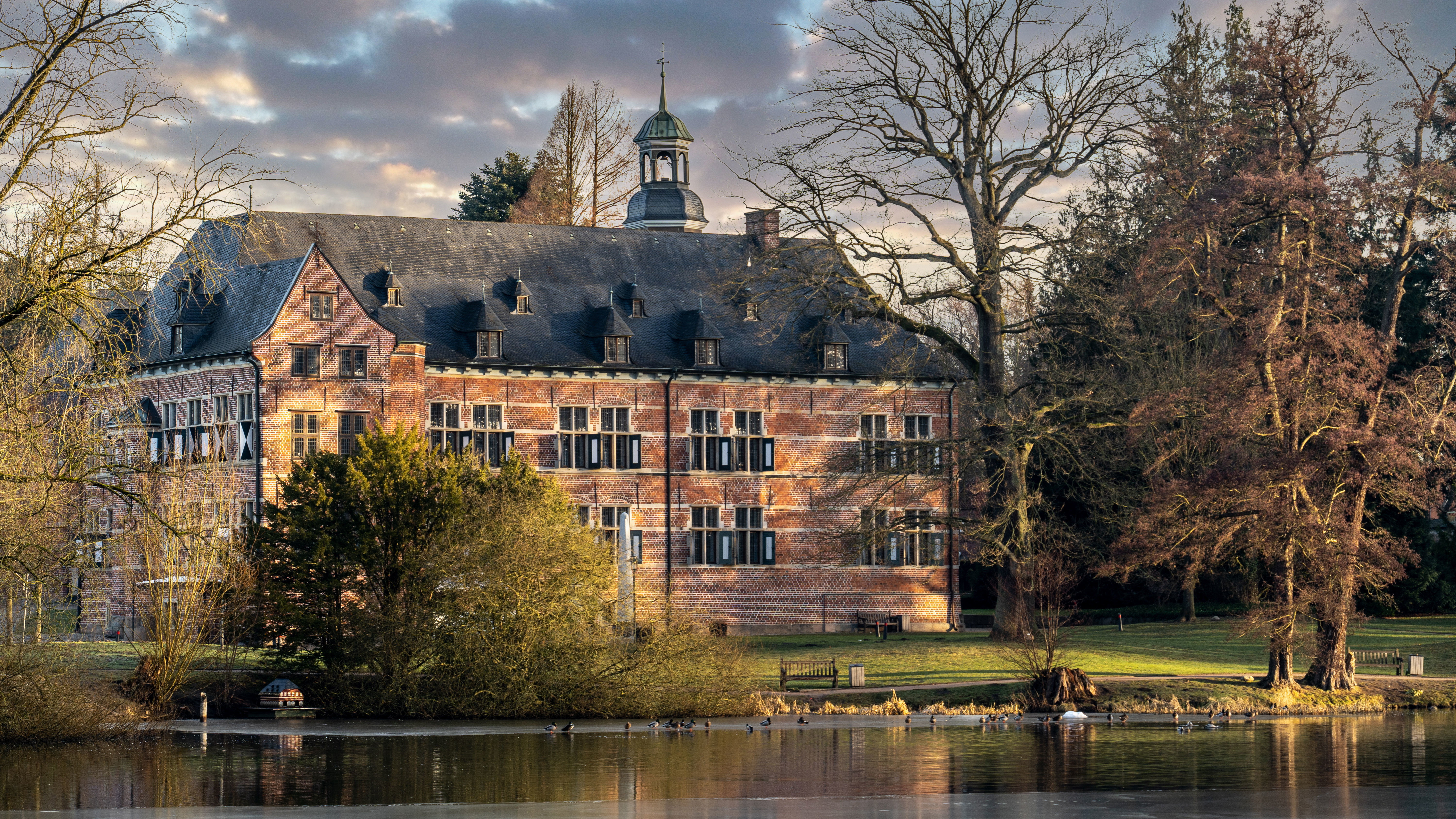 Travel to Germany and don’t miss architectural gems such as Reinbak Castle, just a 30-minute drive from the centre of Hamburg. 