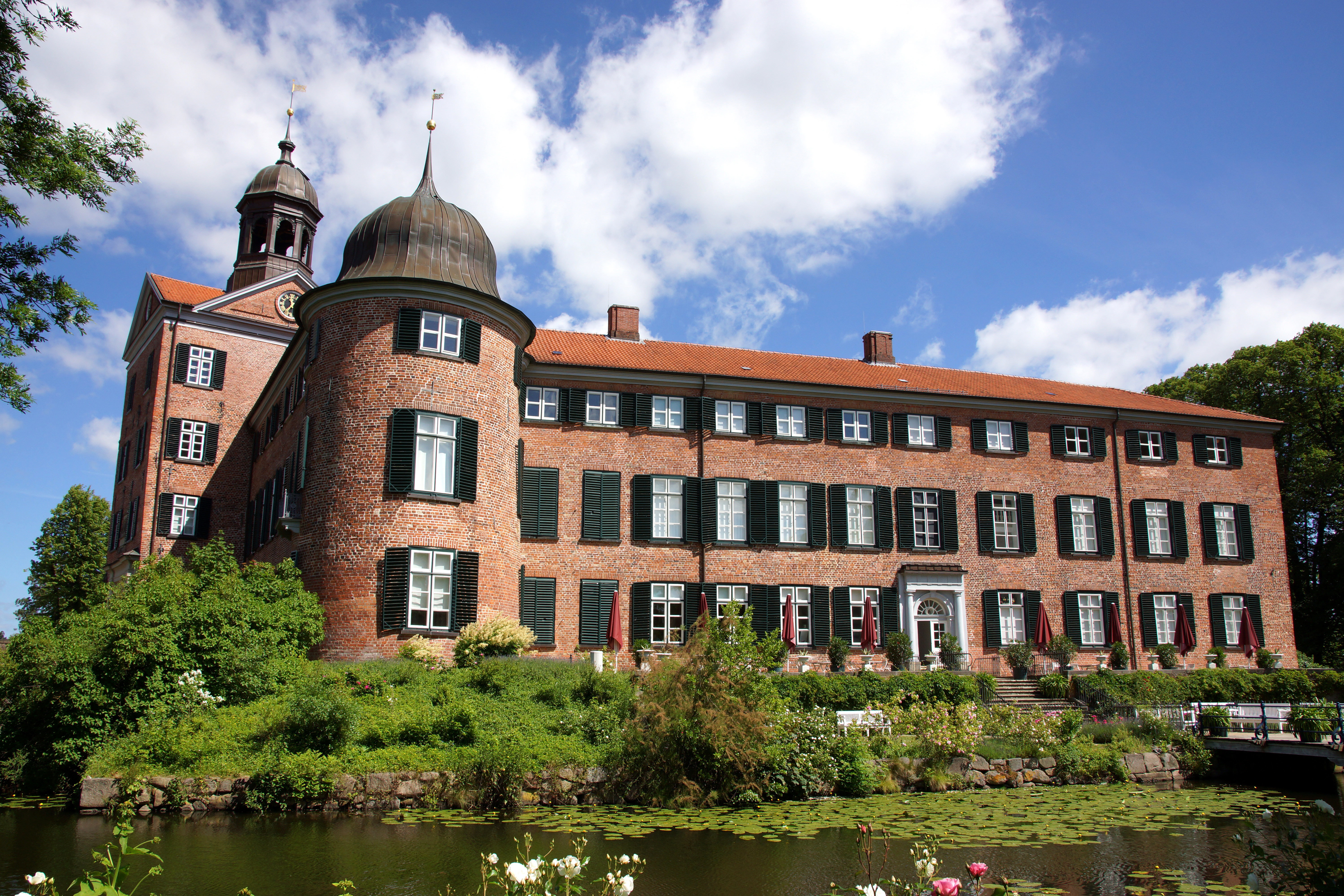 Learn about the 850 years of Eutin Castle’s history on your trip to Hamburg, Germany.