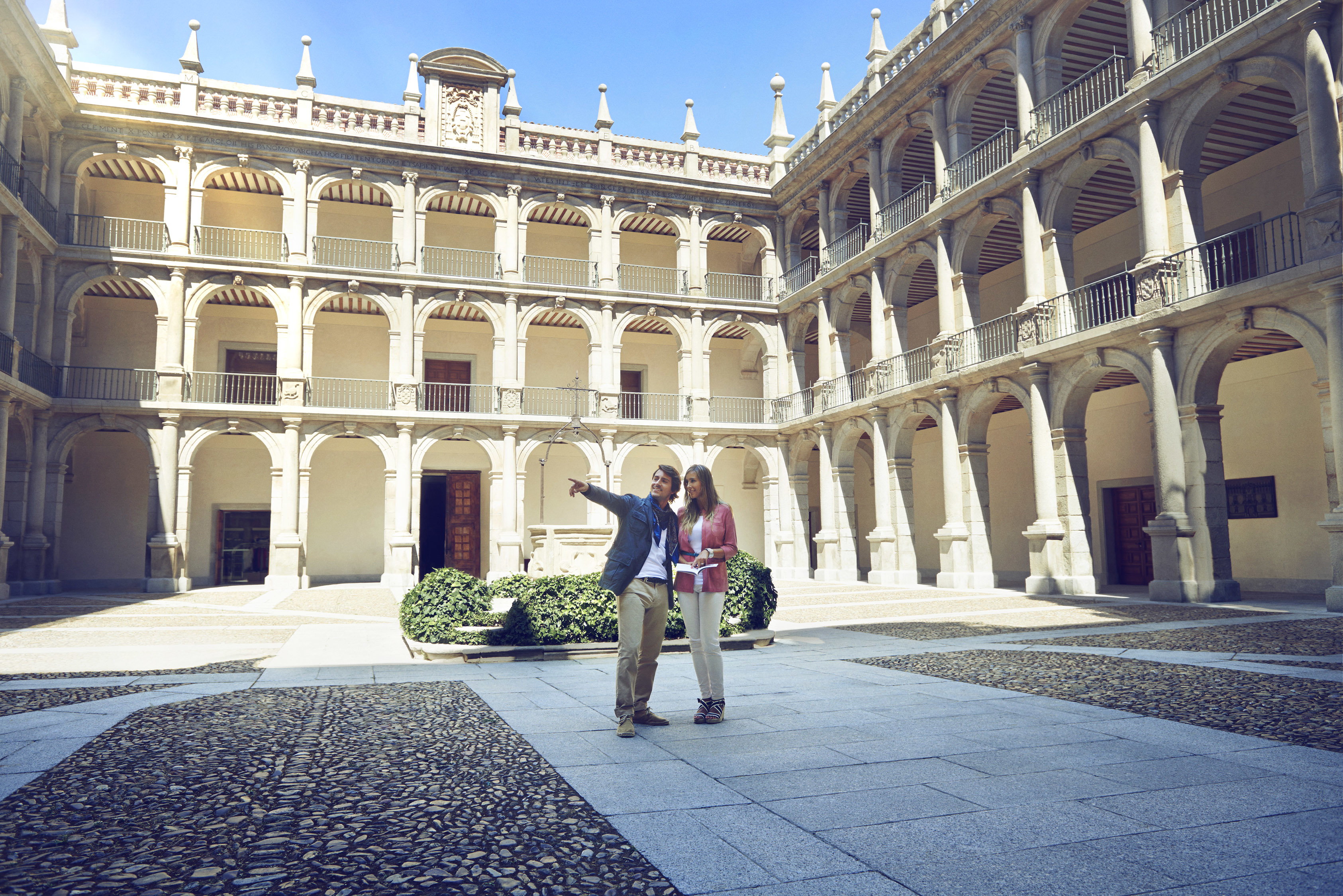 Discover Alcalá de Henares, a World Heritage city. Stay in Madrid with Stopover Hola Madrid .