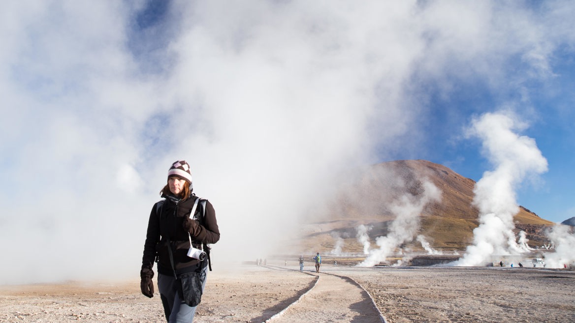 Con un altísimo número de géiseres, que ronda los 80, El Tatio es un lugar único al norte de Chile en Antofagasta. Su concentración de estas fumarolas es la tercera más alta del mundo.