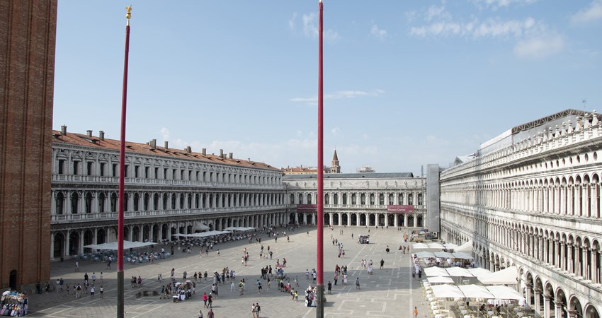 Visit the Correr Museum, in the heart of Venice, on a journey through the most important museums in Italy.