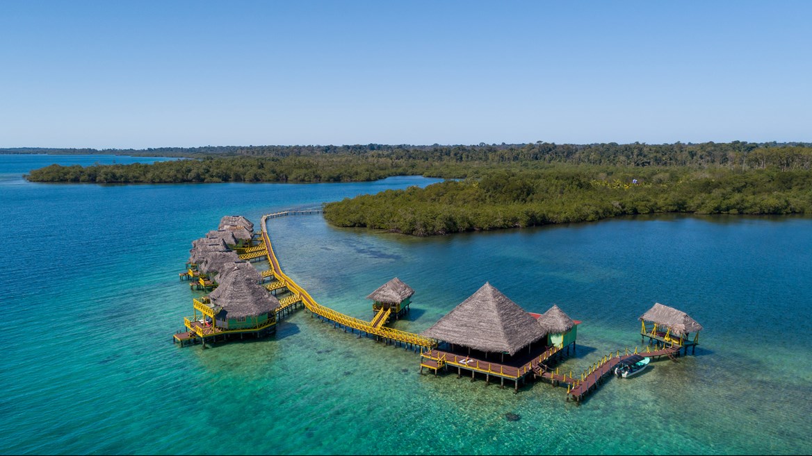 En el archipiélago de Bocas del Toro encontramos paradisíacas playas de arena blanca.