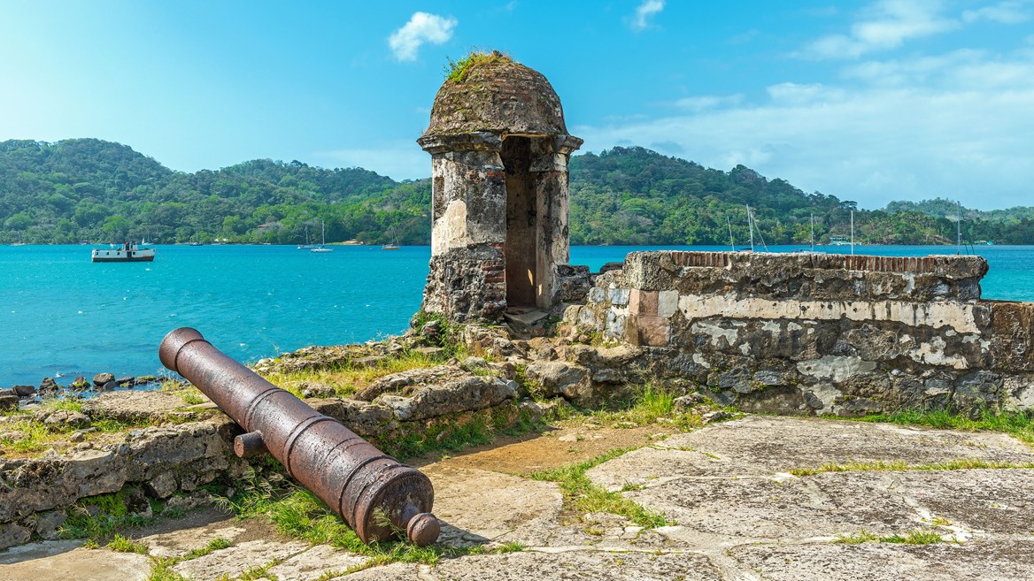 Portobelo a historic place where you can follow the trail of pirates like Henry Morgan o Francis Drake