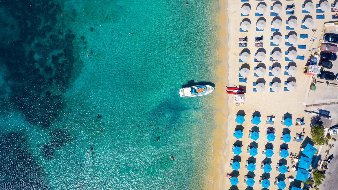 Ornos es una de las playas de moda