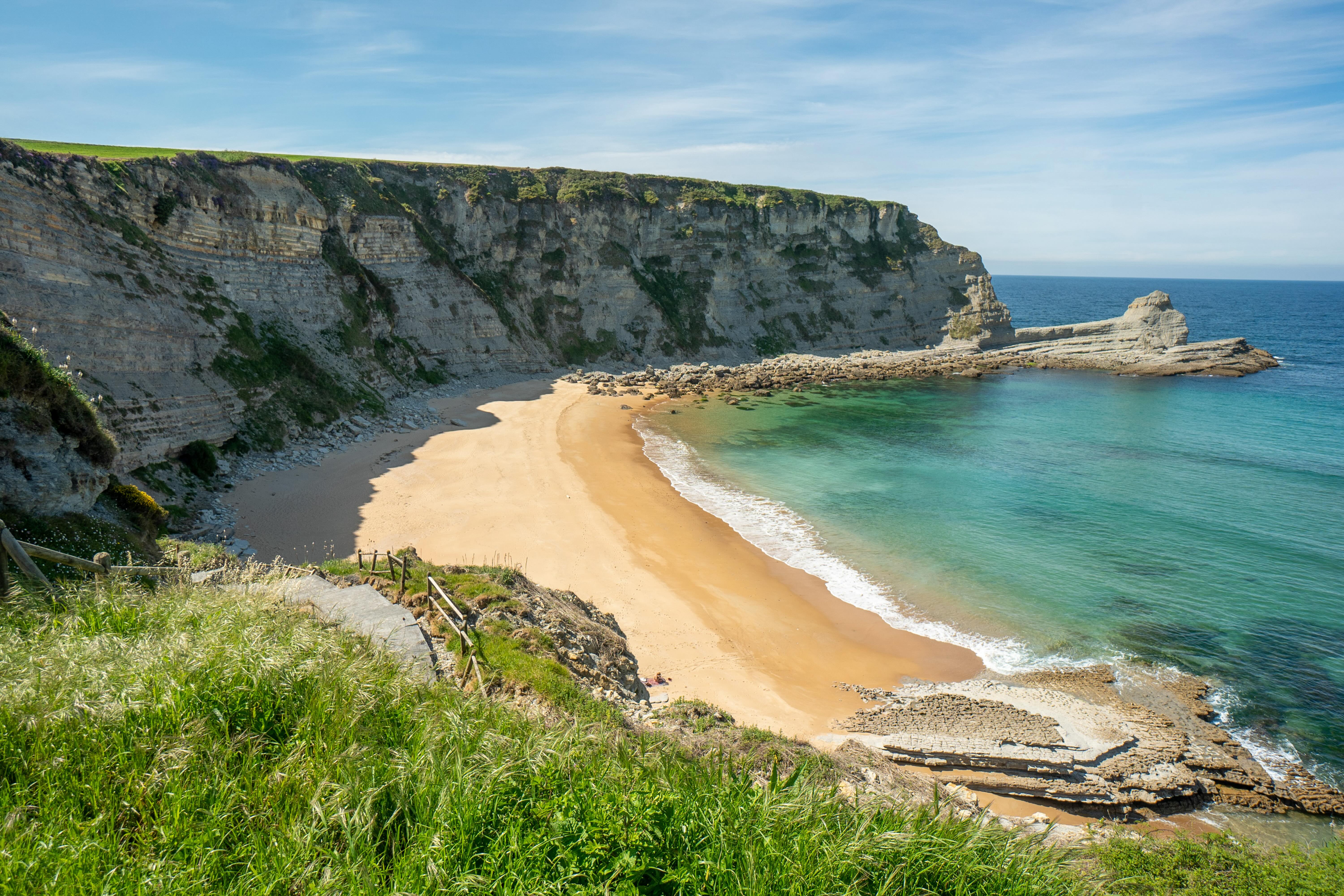 What to do and where to eat at Langre Beach