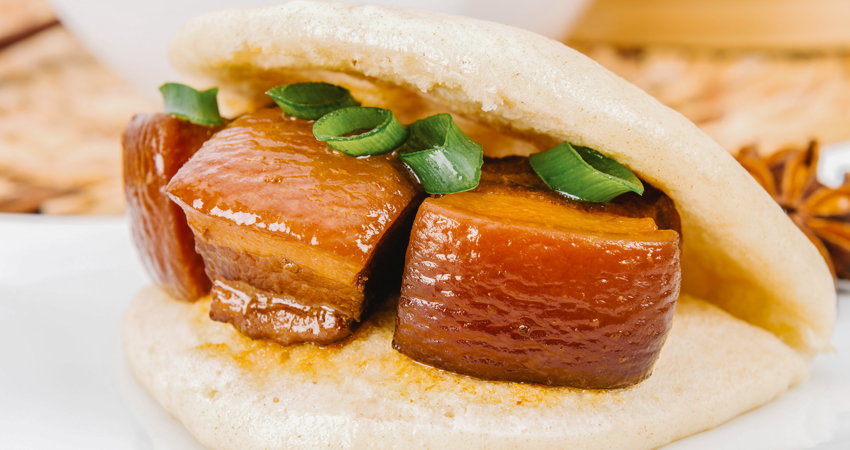 For this and other local favourites try Hai Jin Zi