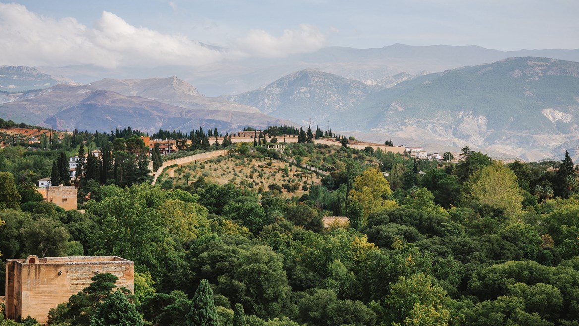 La Dehesa del Generalife tiene varias rutas de senderismo