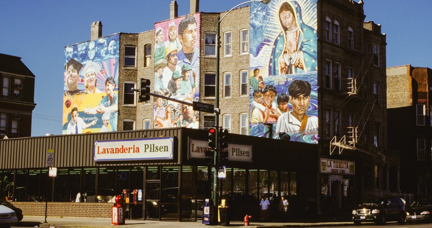 Located less than half an hour from the city centre, Pilsen is the heart of multiculturalism in Chicago