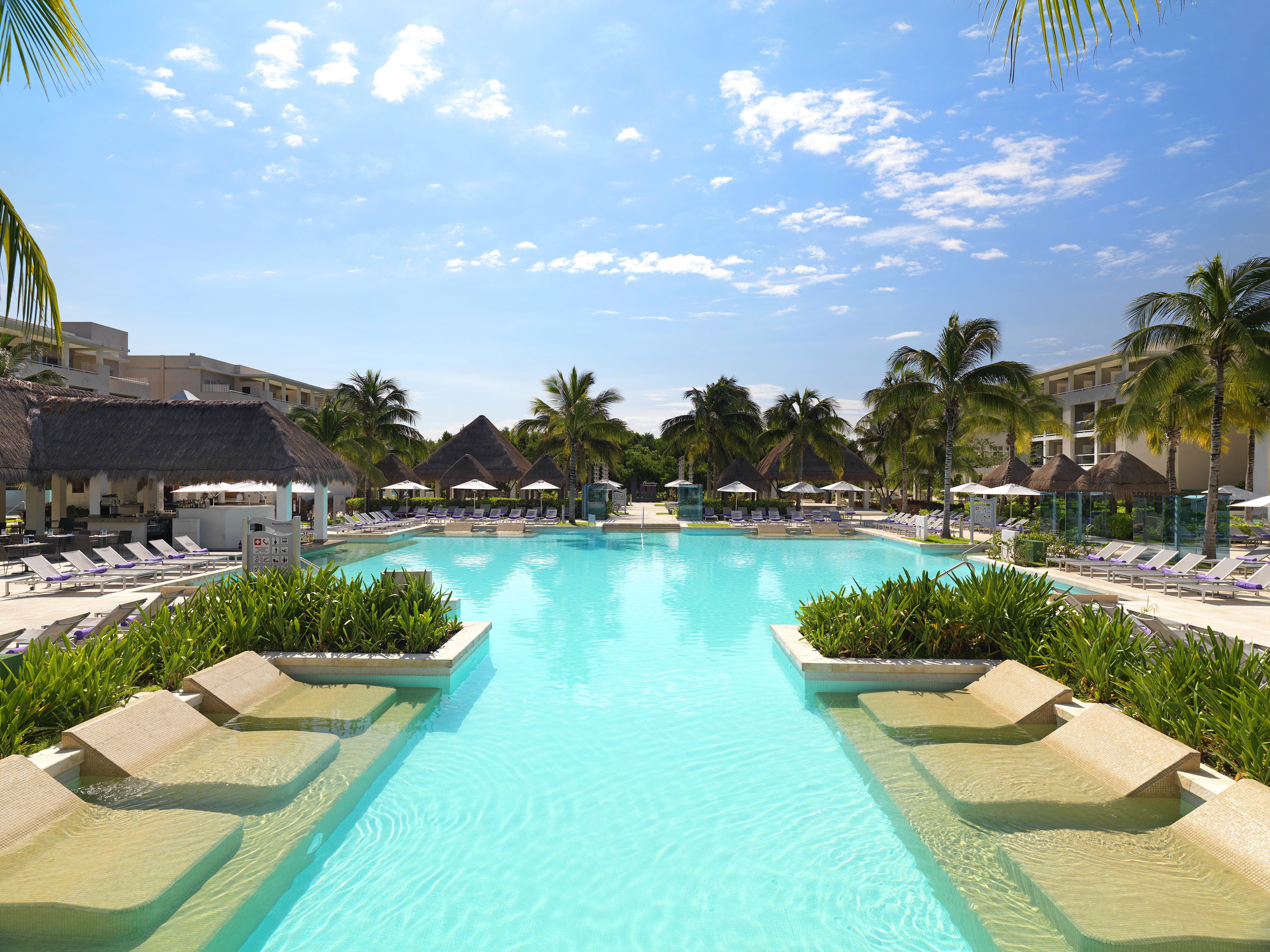 Explore the Riviera Maya at Playa del Carmen La Perla